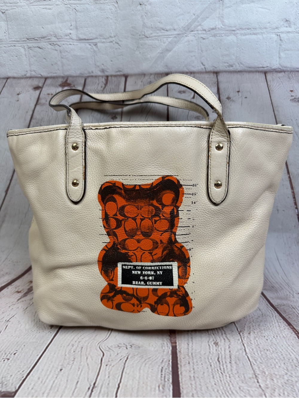 COACH Gummy Bear cream tote bag purse